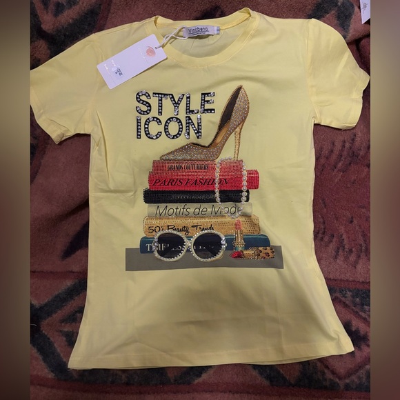 Fashion Style Icon Design designed in Italy - Picture 1 of 3